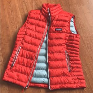 red patagonia nano puff vest
